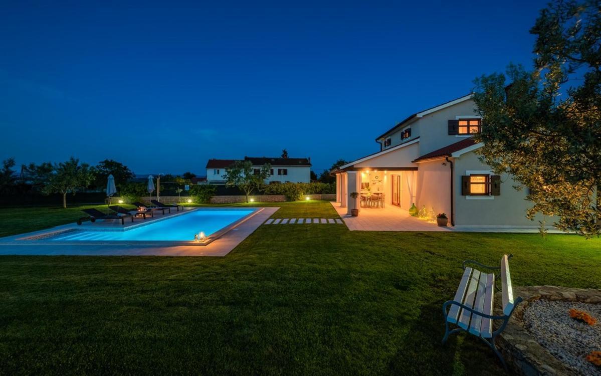 Villa Zara Marčana 外观 照片